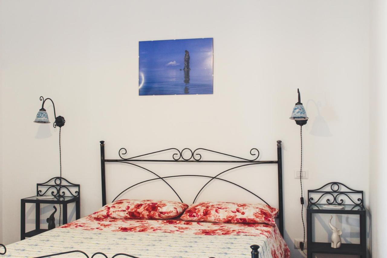Le 7 Sorelle Lipari  Luaran gambar